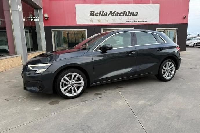 Usado Audi A3 S-Line 115 CV (84 kW) 2021