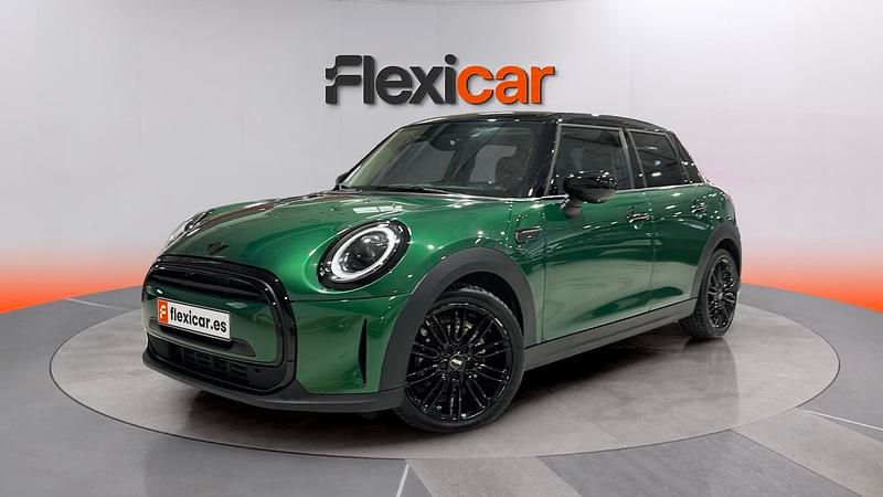 Usado Mini Cooper 136 CV (100 kW) 2022 Verde Utilitario