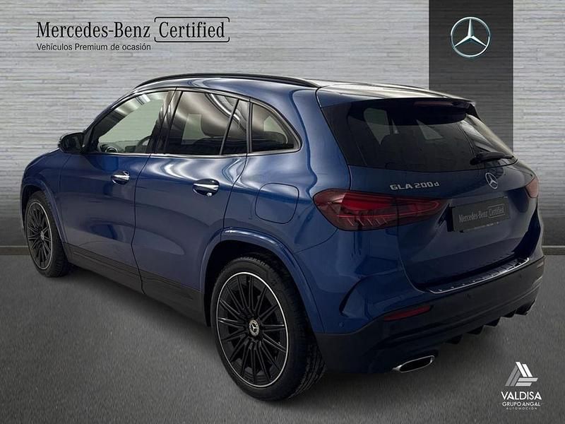 Nuevo Mercedes GLA200 AMG line 150 CV (110 kW) 2025 Azul SUV