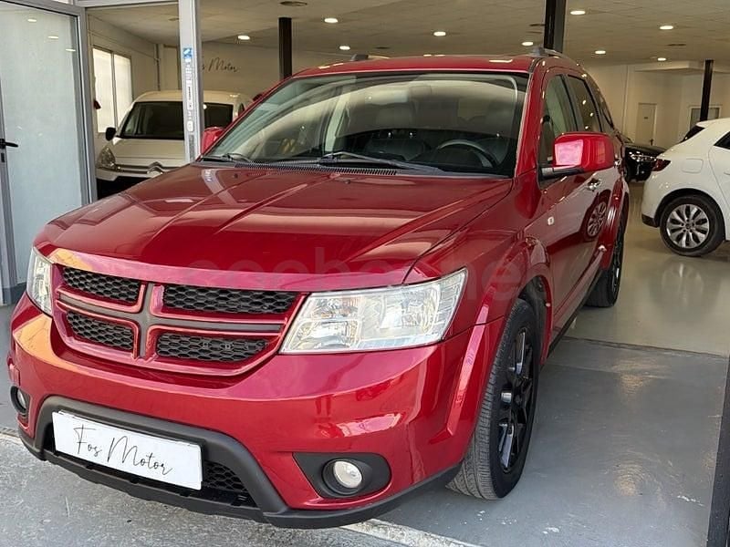 Usado Fiat Freemont Lounge 170 CV (125 kW) 2013 Rojo SUV