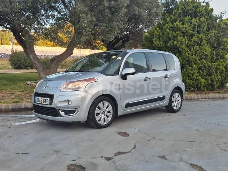 Gris / plata Usado 2010 Citroën C3 Picasso Exclusive Monovolumen | 5490 € (Buen precio) - Imagen 1/4