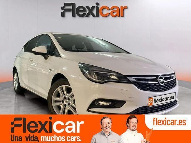 Usado Opel Astra Business 110 CV (80 kW) 2016 Blanco Berlina
