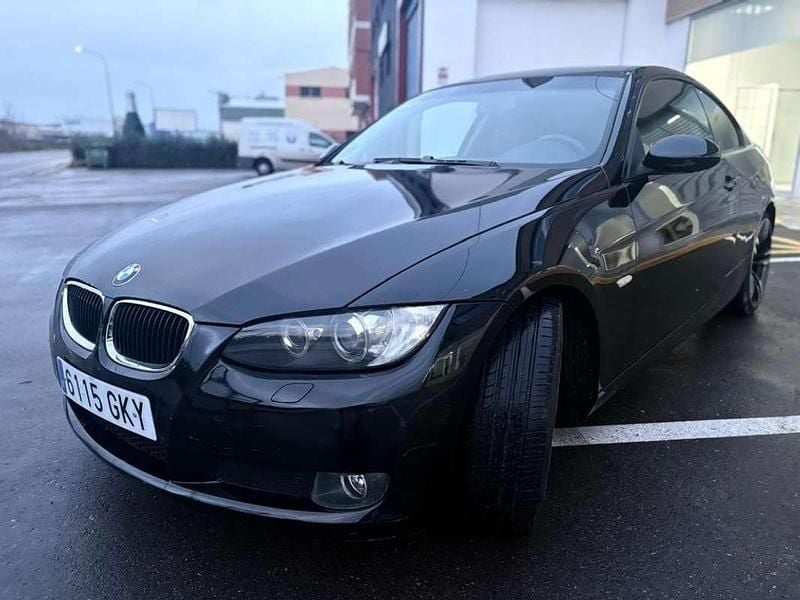 Usado BMW 320 177 CV (130 kW) 2008 Negro Coupe