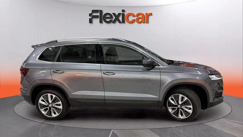 Usado Skoda Karoq Style 150 CV (110 kW) 2023 Gris SUV