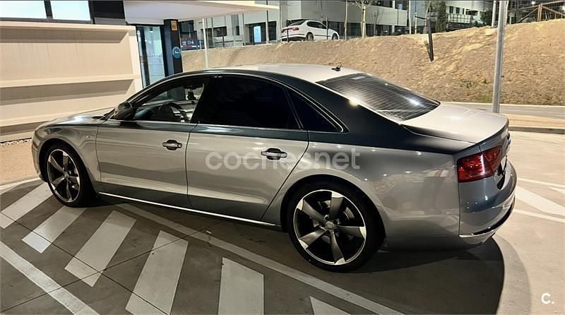 Usado Audi A8 385 CV (283 kW) 2012 Gris / plata Berlina