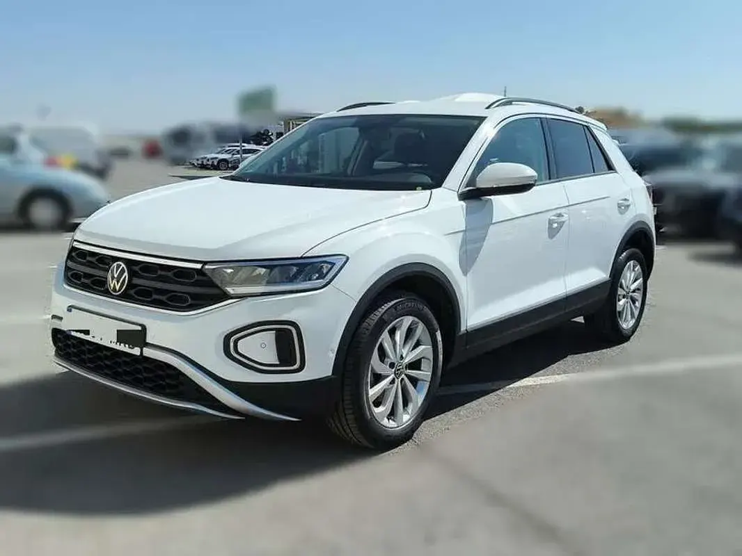 Usado VW T-Roc Life 116 CV (85 kW) 2023 Blanco SUV
