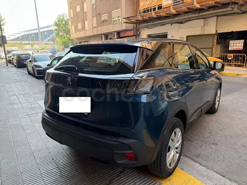 Usado Peugeot 3008 Active 130 CV (95 kW) 2022 Azul SUV
