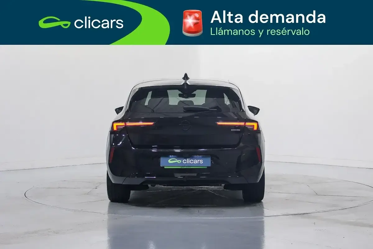 Usado Opel Astra S 180 CV (132 kW) 2023 Negro Utilitario