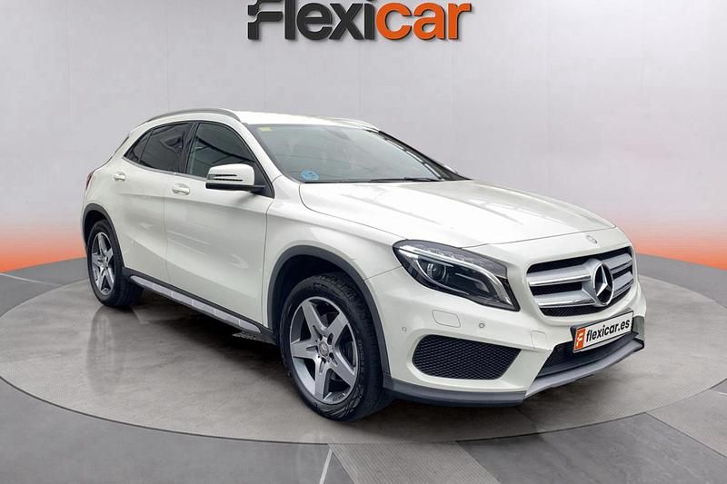 Blanco Usado 2016 Mercedes GLA200 AMG line SUV | 18.490 € (Precio justo) - Imagen 1/4