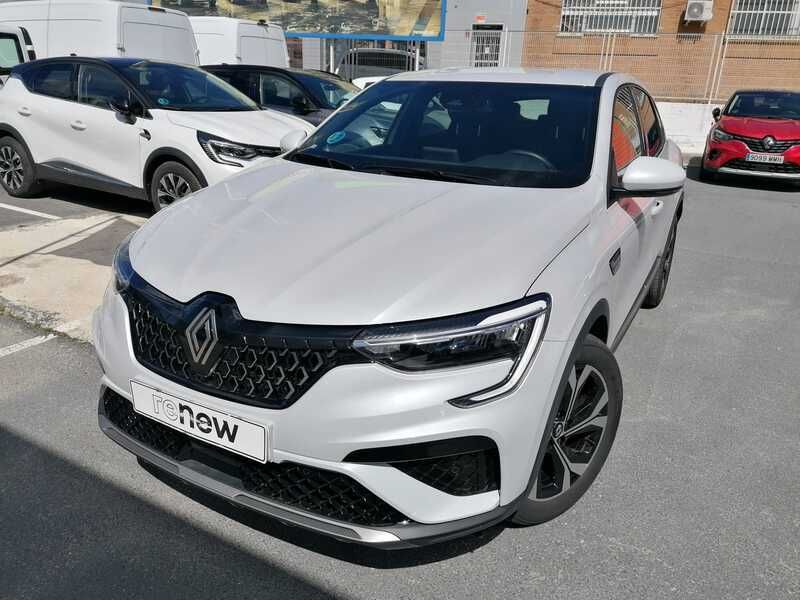 Usado Renault Arkana Techno 140 CV (102 kW) 2024 Blanco SUV