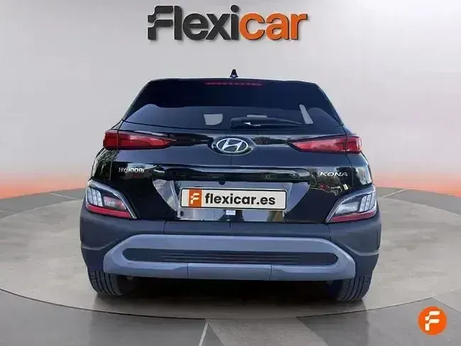 Usado Hyundai Kona N Line 120 CV (88 kW) 2022 Negro SUV