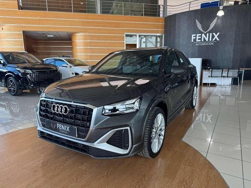 Usado Audi Q2 150 CV (110 kW) 2025 Gris SUV