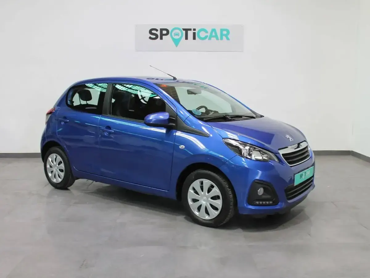 Usado Peugeot 108 Active 72 CV (52 kW) 2021 Azul