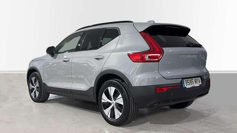 Usado Volvo XC40 Plus 163 CV (119 kW) 2025 Gris SUV