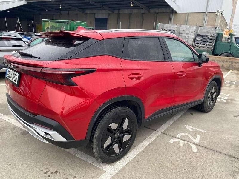 Usado Omoda 5 147 CV (108 kW) 2025 Rojo SUV