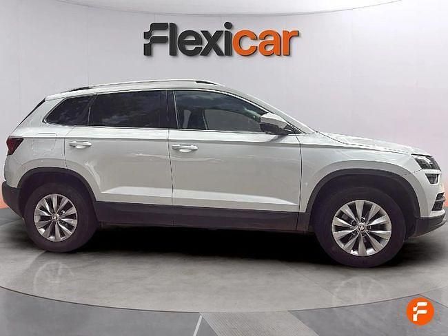 Usado Skoda Karoq Ambition 110 CV (80 kW) 2021 Blanco SUV