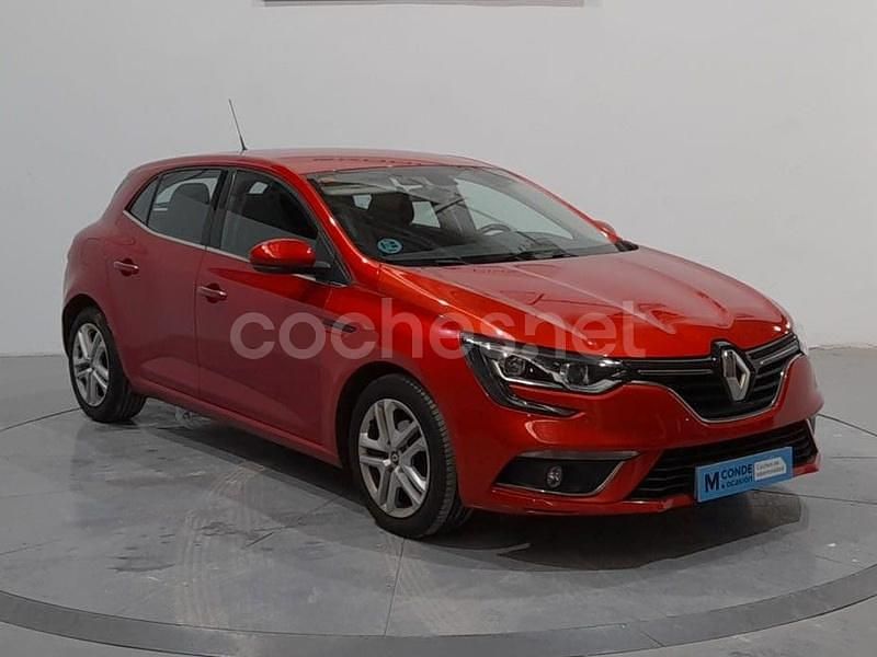Granate Usado 2017 Renault Mégane IV Intens Berlina | 9900 € (Super precio) - Imagen 1/4