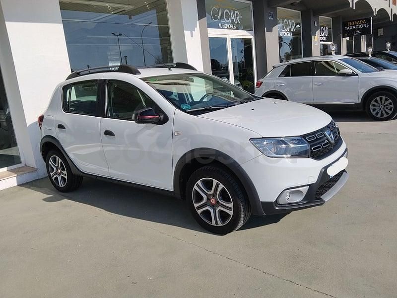 Usado Dacia Sandero Essentiel 90 CV (66 kW) 2019 Blanco Berlina