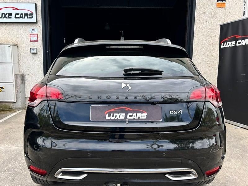 Usado DS Automobiles DS4 Crossback Style 131 CV (96 kW) 2018 Negro SUV