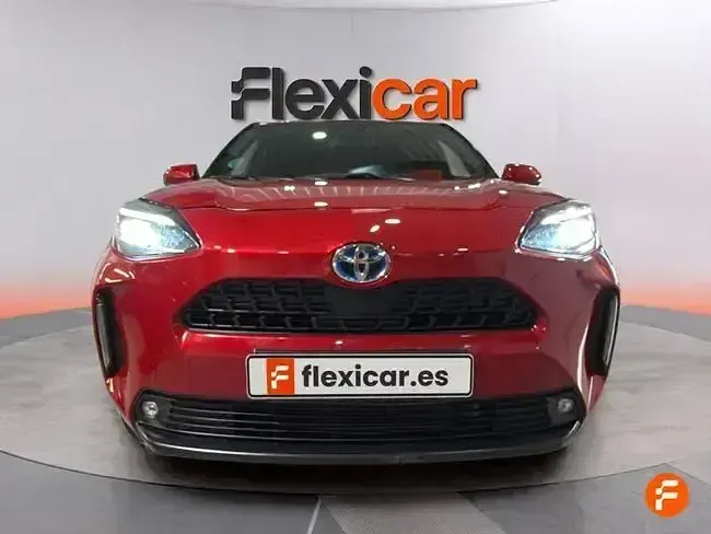 Usado Toyota Yaris Active 116 CV (85 kW) 2023 Blanco Utilitario