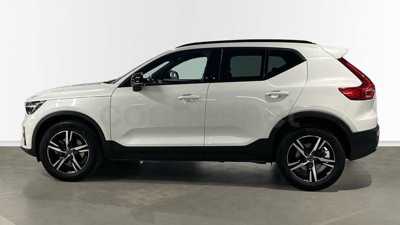 Usado Volvo XC40 Plus 163 CV (119 kW) 2025 Blanco SUV