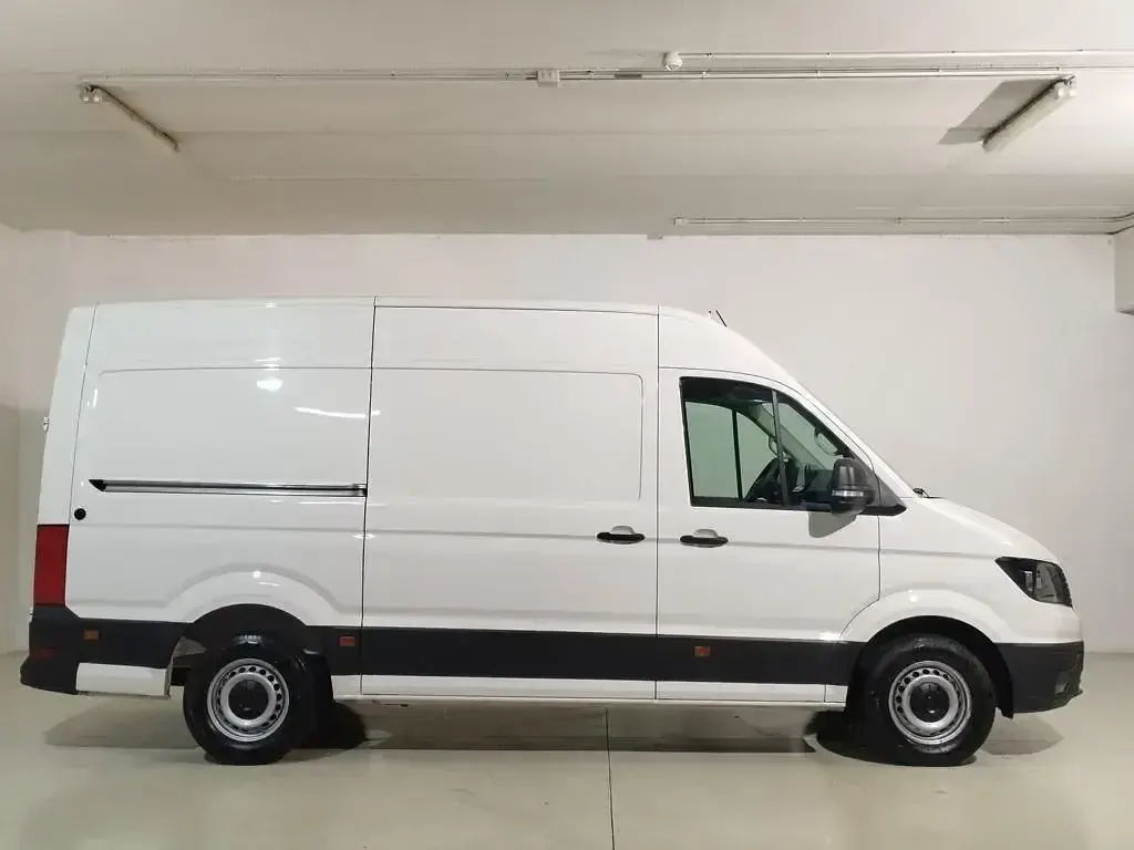 Usado VW Crafter 140 CV (102 kW) 2025 Blanco Van