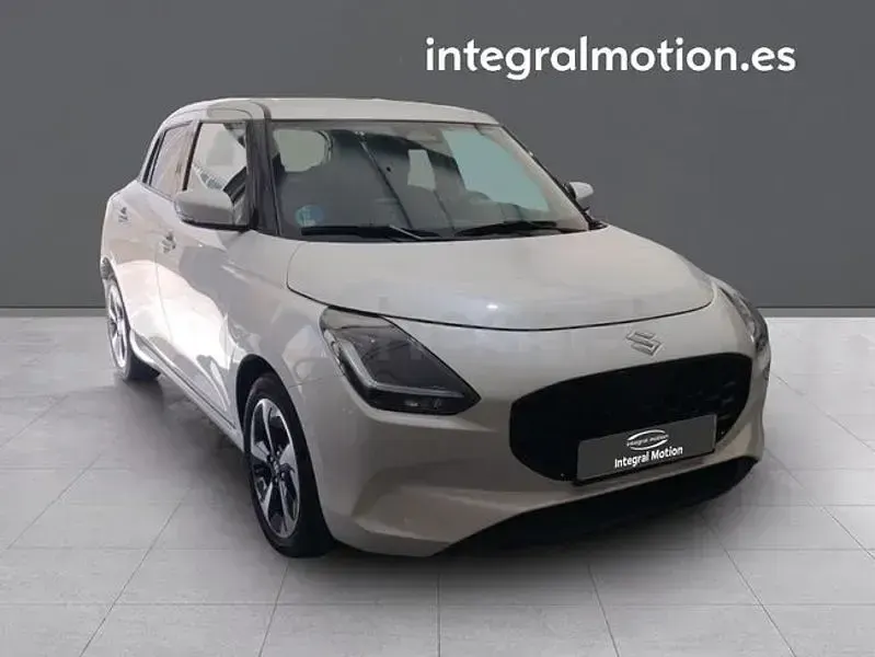 Usado Suzuki Swift 83 CV (61 kW) 2025 Blanco Utilitario