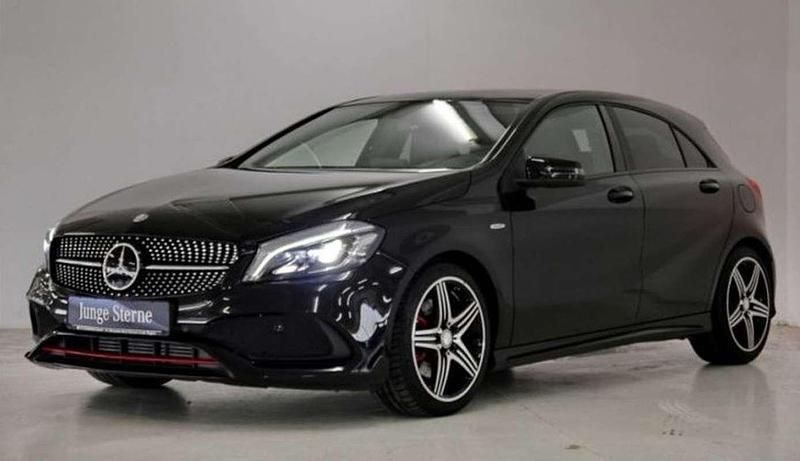 Negro Usado 2016 Mercedes A250 Sport Utilitario | 27.500 € (Precio justo) - Imagen 1/4