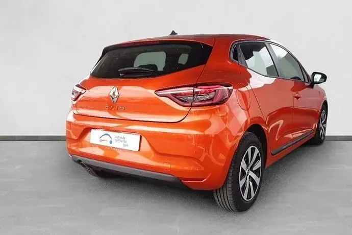 Usado Renault Clio Equilibre 90 CV (66 kW) 2023 Utilitario