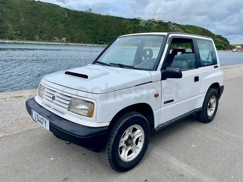 Usado Suzuki Vitara 75 CV (55 kW) 1997 Blanco SUV