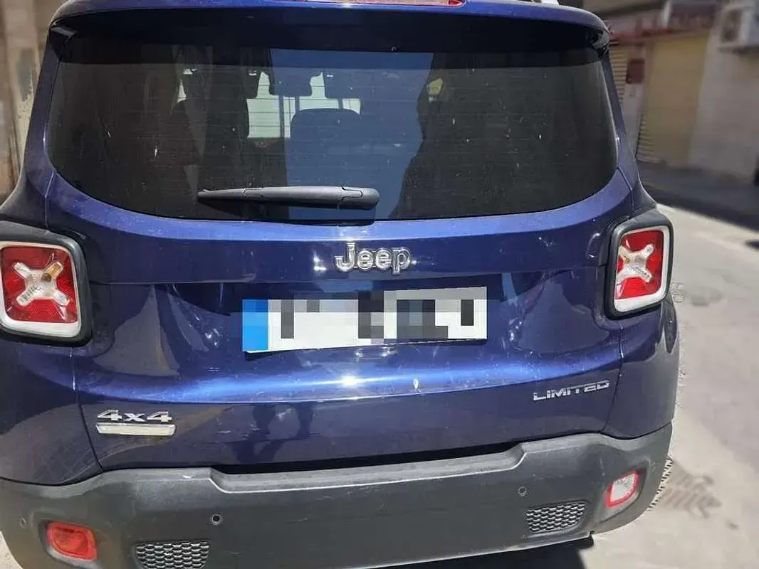 Usado Jeep Renegade Limited 140 CV (102 kW) 2016 Azul SUV