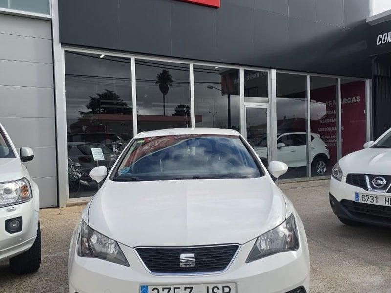 Usado Seat Ibiza Reference 90 CV (66 kW) 2016 Blanco Berlina