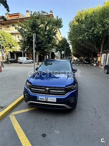Usado VW T-Cross Advance 110 CV (80 kW) 2023 Azul SUV