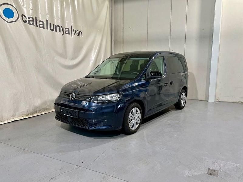 Usado VW Caddy Beach 102 CV (75 kW) 2021 Azul Monovolumen
