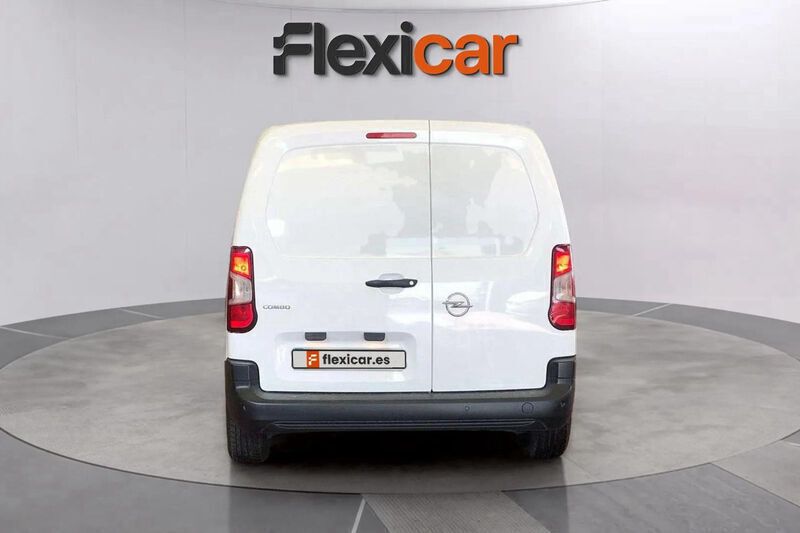 Usado Opel Combo Selective 103 CV (75 kW) 2021 Blanco Monovolumen