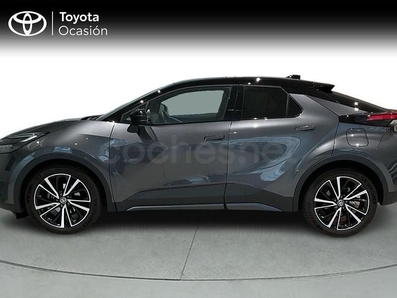 Usado Toyota C-HR 140 CV (102 kW) 2025 Gris / plata SUV