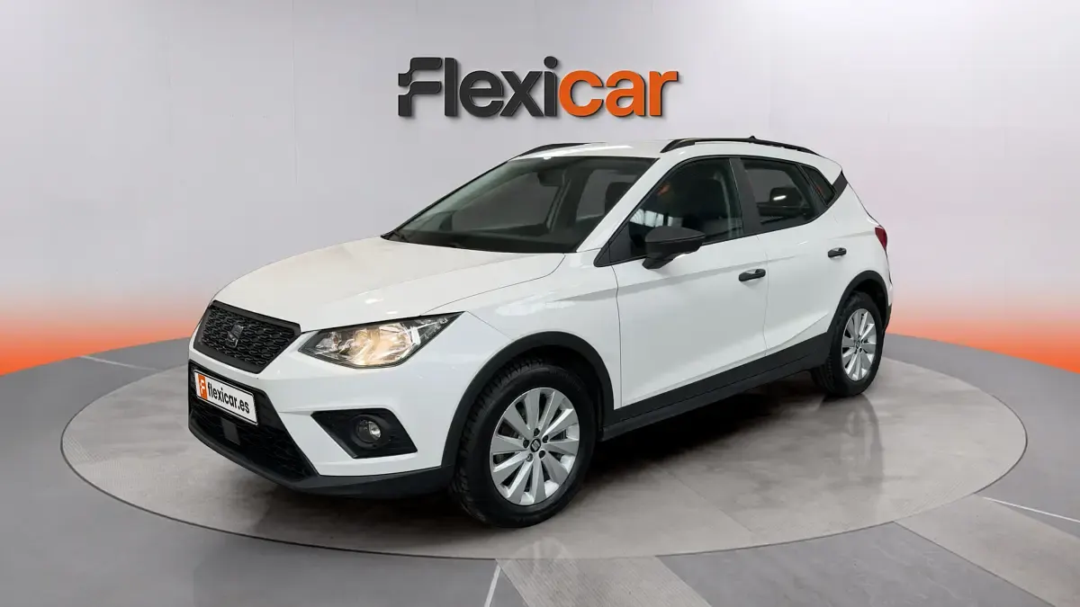 Usado Seat Arona Ecomotive 95 CV (69 kW) 2020 Blanco SUV