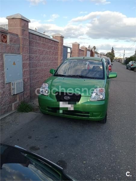 Verde Usado 2004 Kia Picanto LX Utilitario | 1500 € (Buen precio) - Imagen 1/4