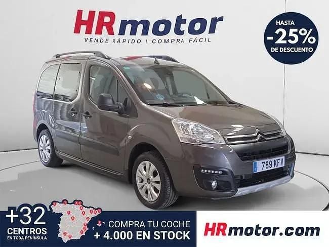 Begagnad Citroën Berlingo 110 HK (80 kW) 2017 Brun Minibuss