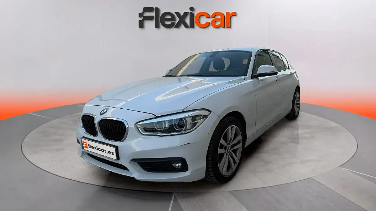 Usado BMW 118 136 CV (100 kW) 2018 Blanco Berlina