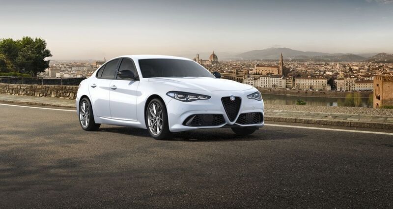 Blanco Nuevo 2025 Alfa Romeo Giulia Sprint Sprint Coupe | 51.799 € - Imagen 1/4