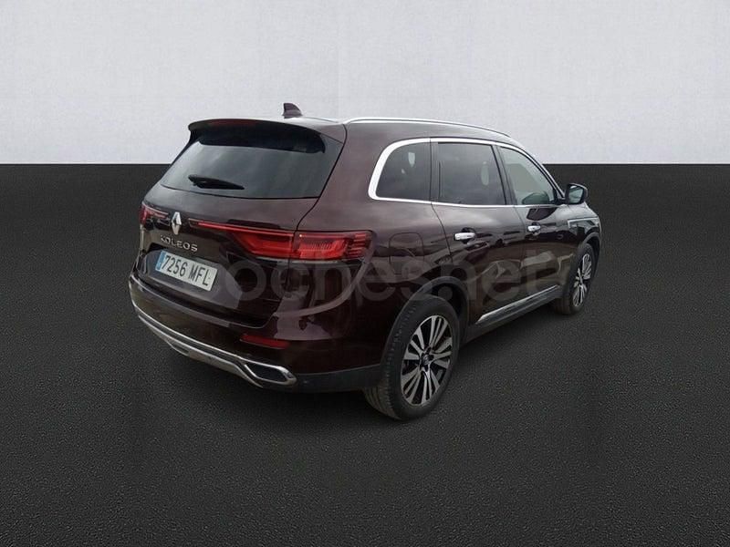 Usado Renault Koleos Initiale Paris 184 CV (135 kW) 2023 Granate SUV