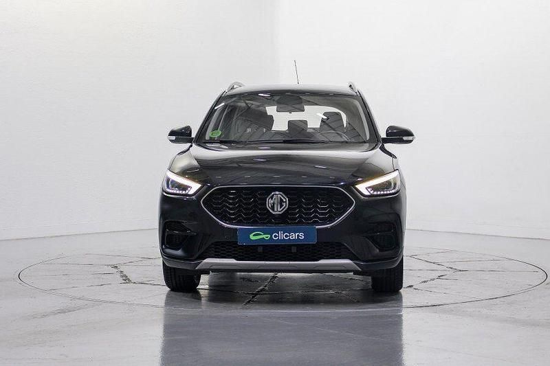 Usado MG ZS Comfort 106 CV (77 kW) 2022 Negro SUV