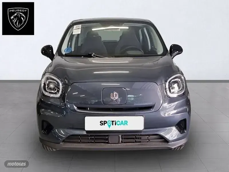 Nuevo Leapmotor T03 69 kW (95 CV) 2026 Gris Utilitario