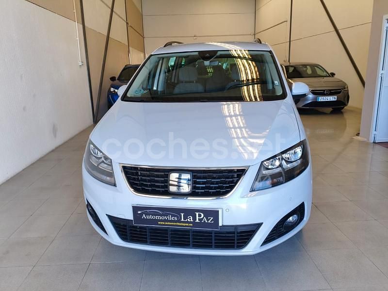 Usado Seat Alhambra Style 150 CV (110 kW) 2022 Gris / plata Monovolumen