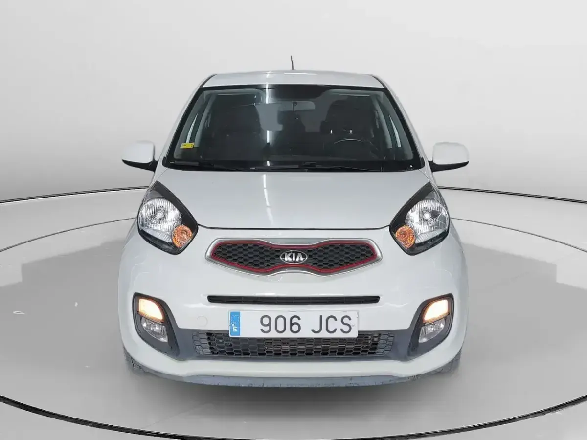 Usado Kia Picanto Urban 69 CV (50 kW) 2015 Blanco Utilitario