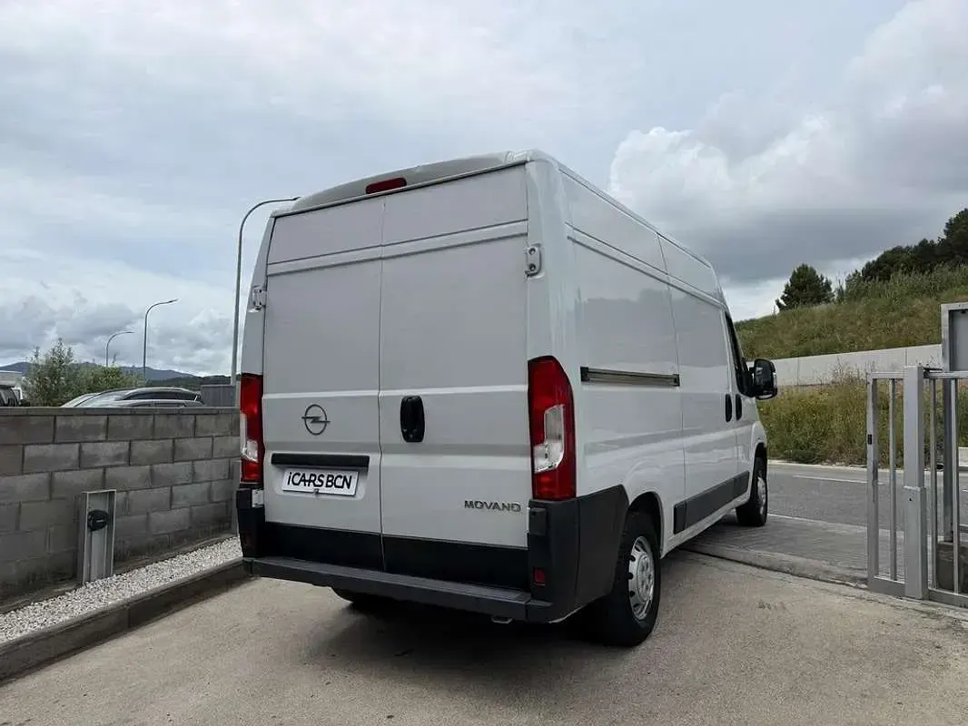 Usado Opel Movano 120 CV (88 kW) 2022 Blanco Van