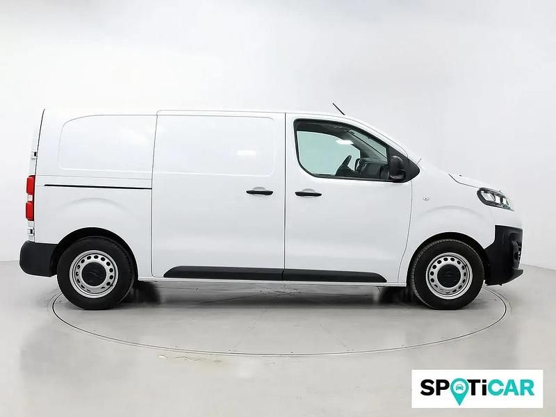 Usado Opel Vivaro 102 HP (75 kW) 2023 Branco Monovolume