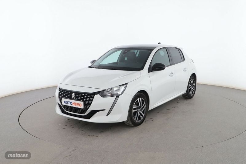 Blanco Usado 2019 Peugeot 208 Allure Utilitario | 11.999 € (Un poco caro) - Imagen 1/3