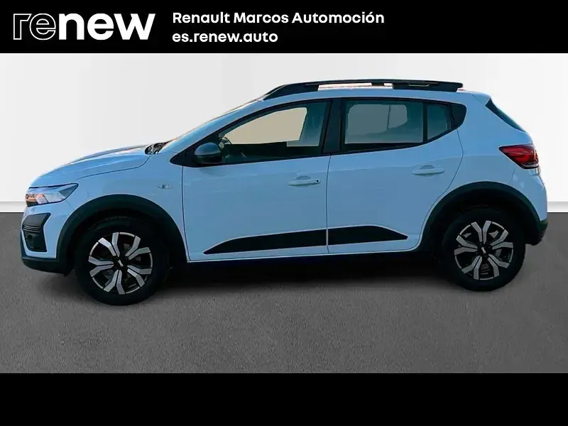 Usado Dacia Sandero Expression 91 CV (66 kW) 2023 Blanco Berlina